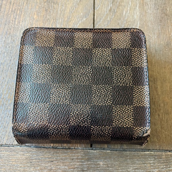 Louis Vuitton Damier ebene compact wallet - Picture 6 of 13